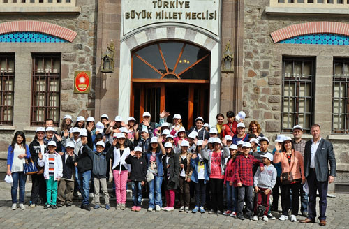 BULDANLI ÇOCUKLAR