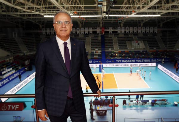 TÜRKİYE VOLEYBOL FEDERASYONU BAŞKANI SAYIN MEHMET AKİF ÜSTÜNDAĞ İLE SÖYLEŞİ