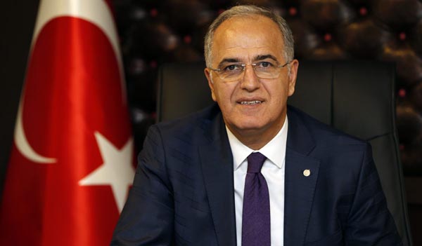 TÜRKİYE VOLEYBOL FEDERASYONU BAŞKANI SAYIN MEHMET AKİF ÜSTÜNDAĞ İLE SÖYLEŞİ