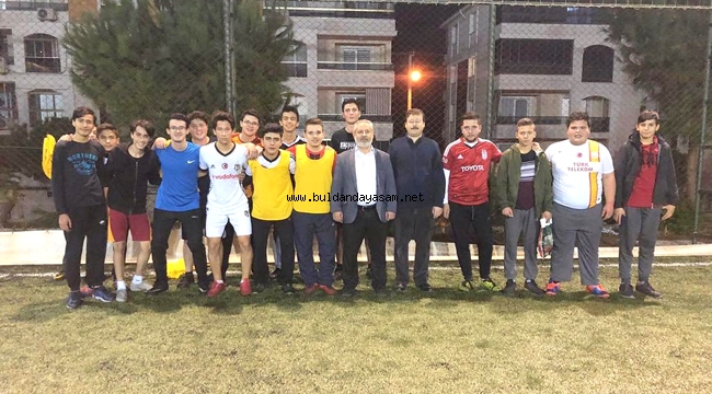 MÜFTÜLÜKTEN ALKIŞLANACAK HAREKET