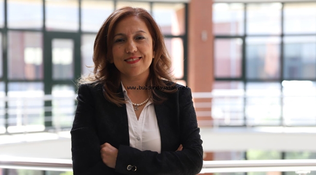 SACİDE HOCA BİYOPLASTİKTE ÇIĞIR AÇTI
