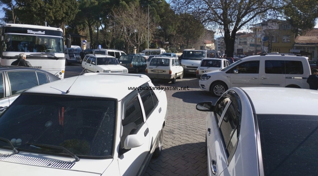 TRAFİKTE KARMAŞA DEVAM EDİYOR