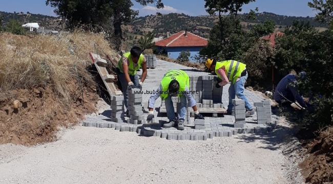 BÜYÜKŞEHİR BELEDİYEDEN 55.000 METREKARE KİLİT TAŞ