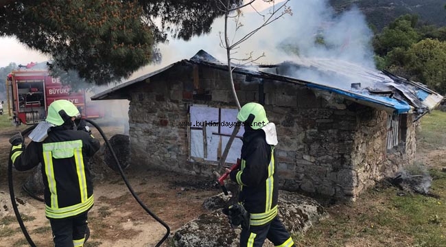 METRUK EVDE YANGIN ÇIKTI