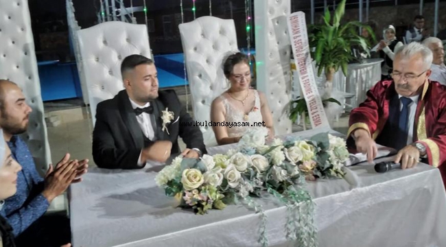 BABASINA VE MUTLULUĞA “EVET” DEDİ
