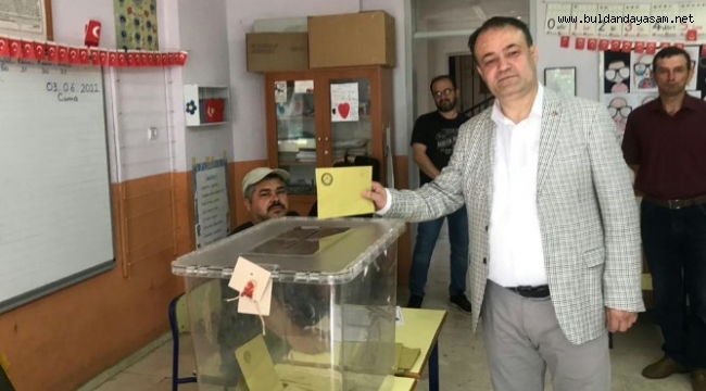 SEÇİMİN GALİBİ EMİRDAĞ