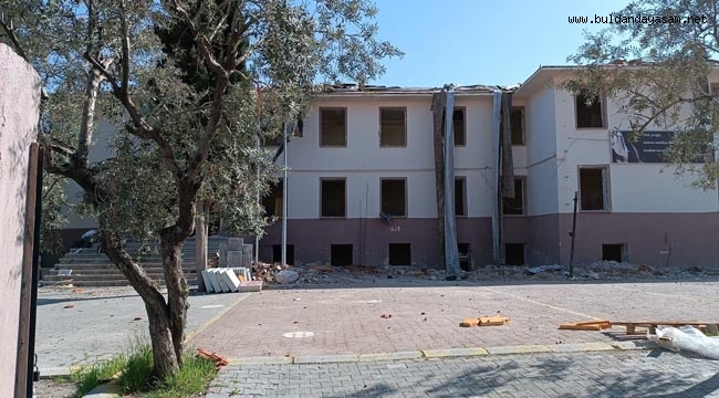 İMAM HATİP ORTAOKULUNA YIKIM KARARI ALINDI