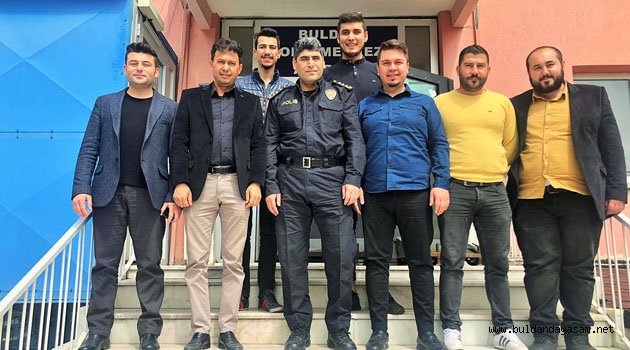 AK GENÇLİKTEN ANLAMLI ZİYARET