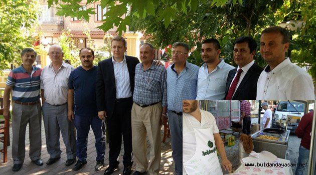 AKP GENÇLİK KOLLARI ŞEHİTLER İÇİN YASİN OKUTUP LOKMA DAĞITTI.