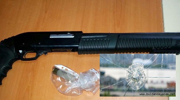 ARAÇ CAMLARINA TÜFEKLE ZARAR VEREN ŞAHSI POLİS YAKALADI