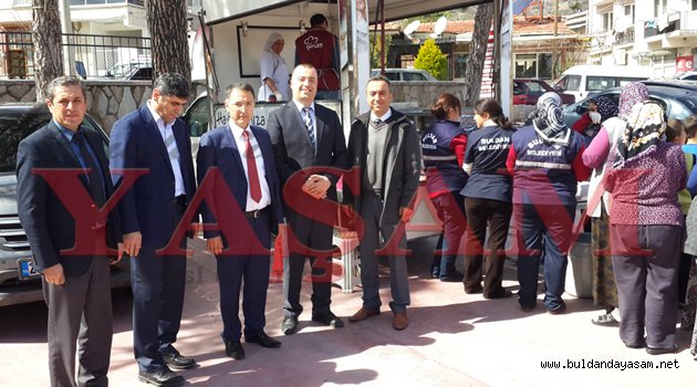 ARİF CERİT’İN EŞİ İÇİN BELEDİYE LOKMA HAYIRI YAPTI.