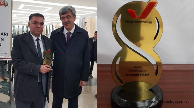 BAŞKAN GÜLBAY’A İKİNCİ ÖDÜL