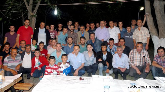 CHP’Lİ GENÇLER İFTARDA BULUŞTU.