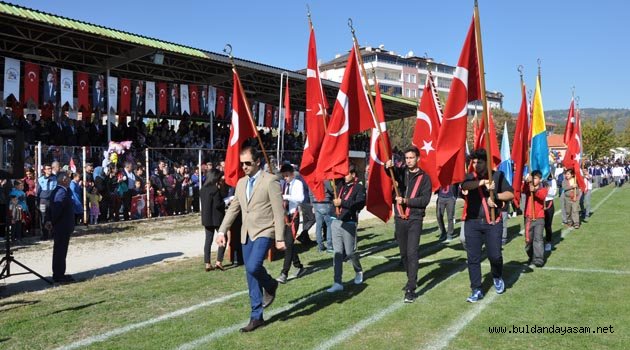 CUMHURİYET BAYRAMI TÖRENLERLE KUTLANDI