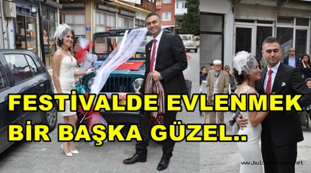FESTİVALDE GERÇEK DÜĞÜNLE EVLENDİLER.