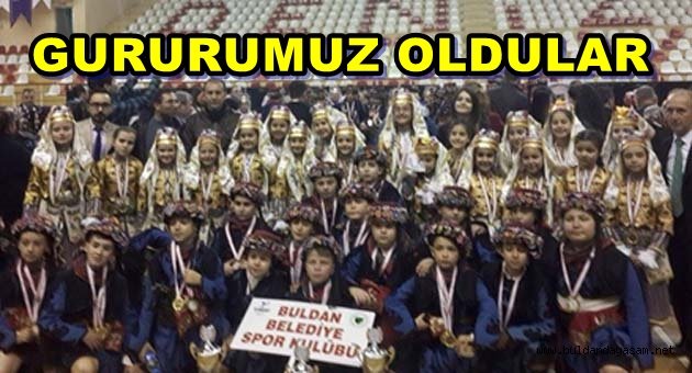 MİNİKLER YÜZÜMÜZÜ GÜLDÜRDÜ