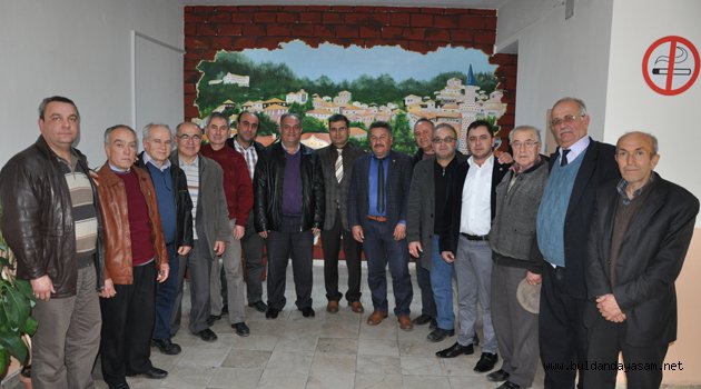 MUHTARLARDAN KAYMAKAMA KUTLAMA ZİYARETİ