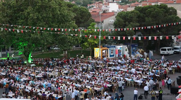 RAMAZAN COŞKUSU ALANYAZI’DA YAŞANDI.