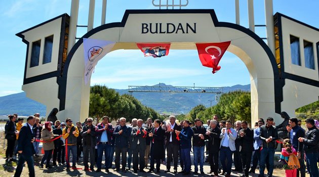 TAK BULDAN'A ÇOK YAKIŞTI