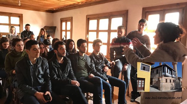 TARİHİ KONAKTA İLK DERS