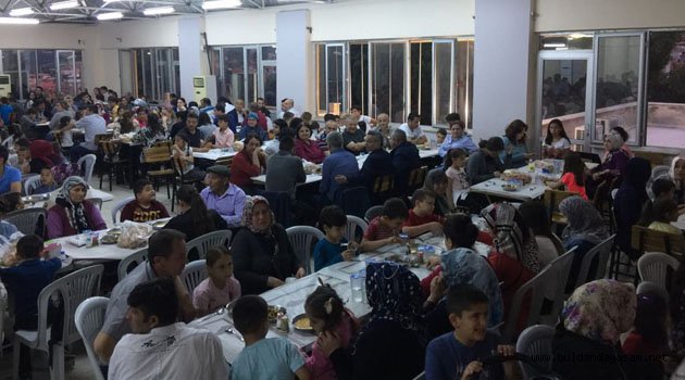 ZAFER İLKOKULU İFTARDA BULUŞTURDU