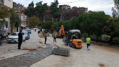 BOZULAN YOLLAR ONARILIYOR
