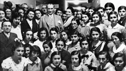 ATATÜRK OKULLARDA ANILACAK