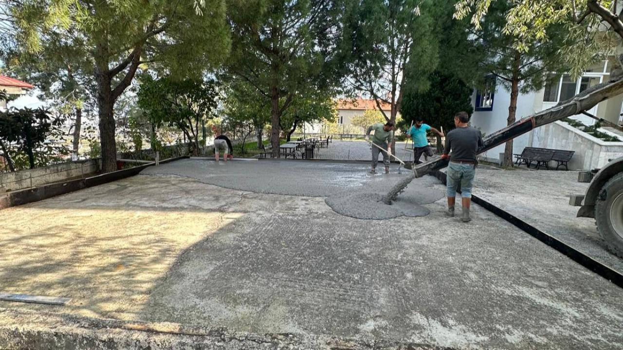 BASKETBOL SAHASI İNŞAATI BAŞLADI