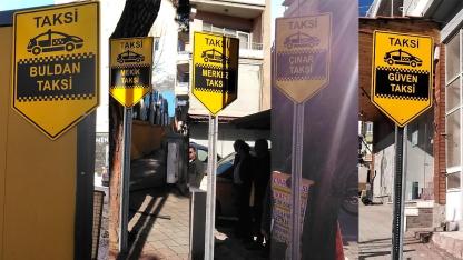 BÜYÜKŞEHİR DURAK LEVHALARINI YERLEŞTİRDİ