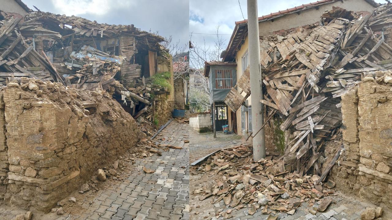 VİRANE EV YOLA ÇÖKTÜ