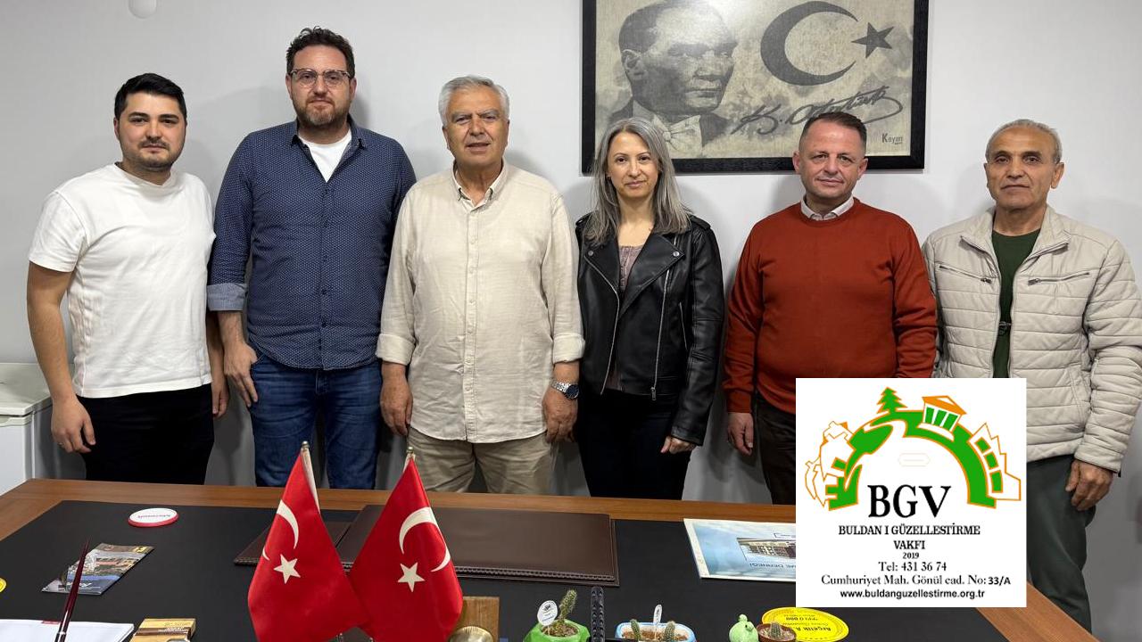 VAKIFTA YENİ BAŞKAN ECZACI MERTCAN DÖNMEZ OLDU